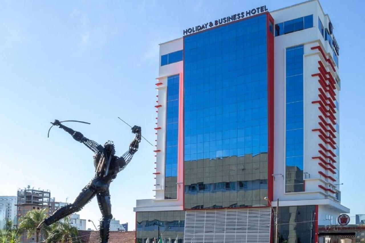 Holiday & Business Hotel - Em Frente Ao Centro De Eventos E Arena Conda Chapeco Ngoại thất bức ảnh