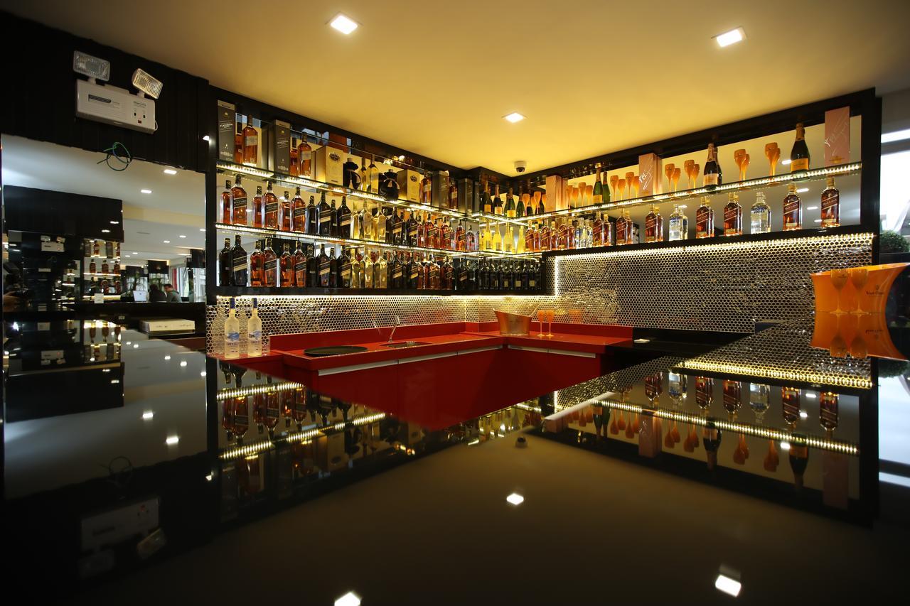 Holiday & Business Hotel - Em Frente Ao Centro De Eventos E Arena Conda Chapeco Ngoại thất bức ảnh