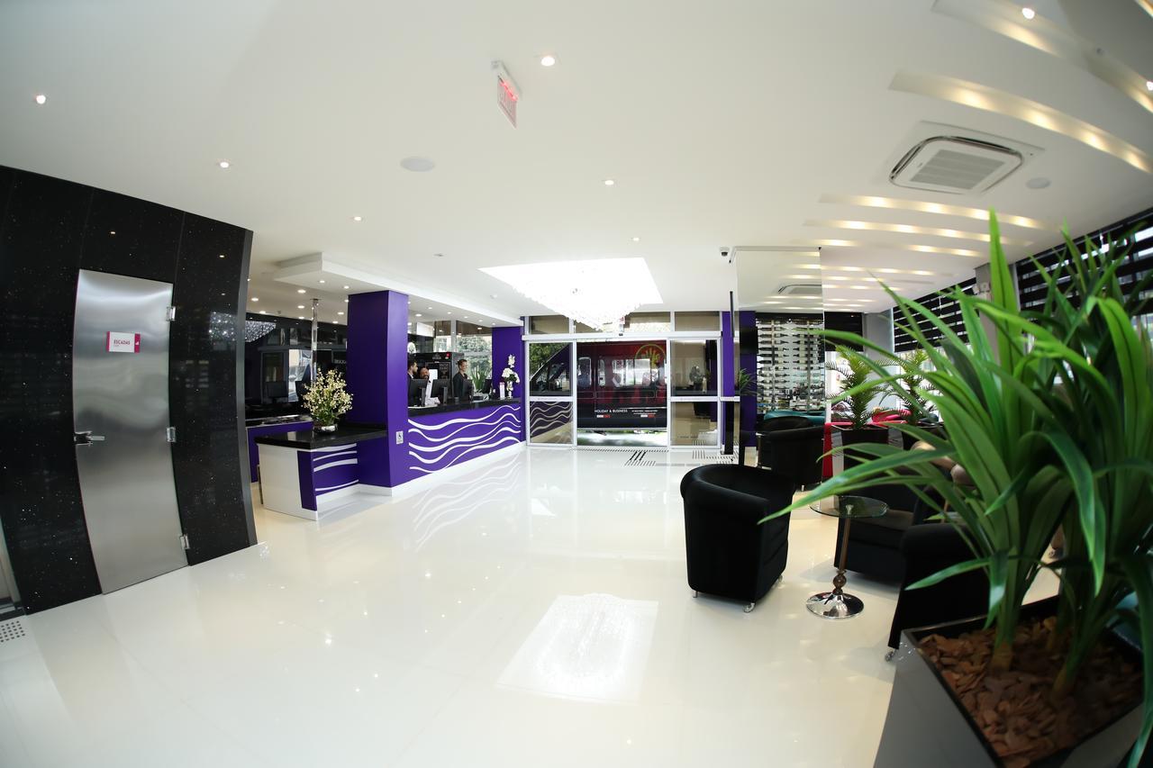 Holiday & Business Hotel - Em Frente Ao Centro De Eventos E Arena Conda Chapeco Ngoại thất bức ảnh